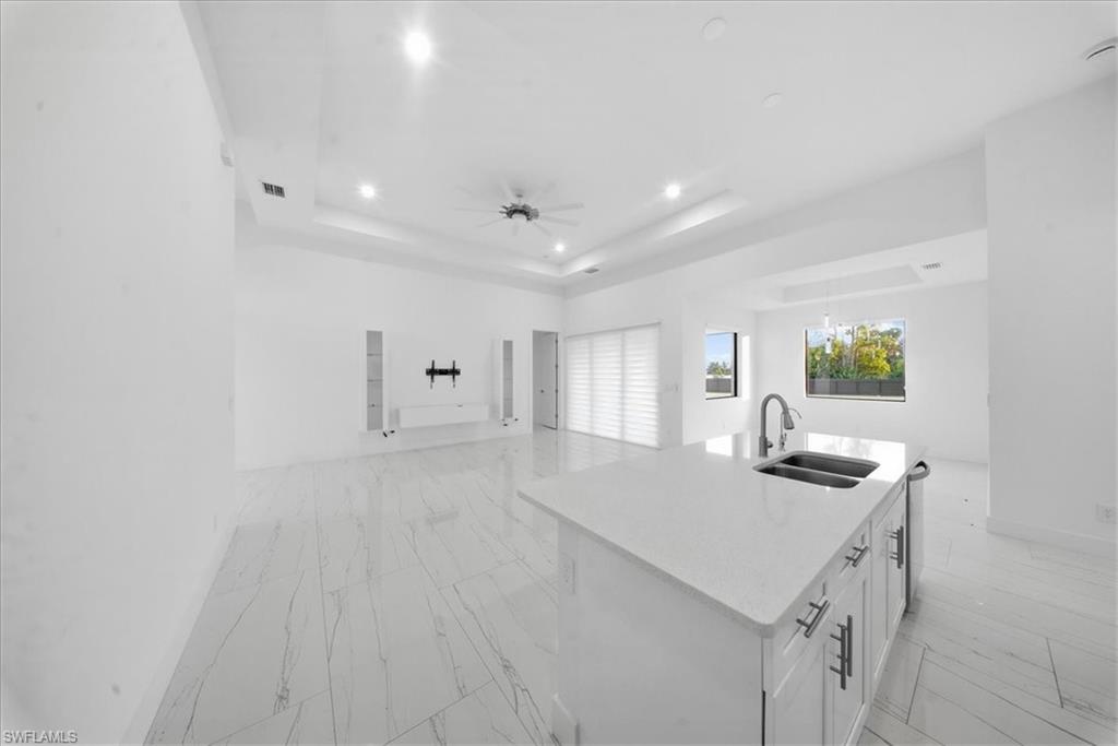 1124 35th Ln Property Photo 15