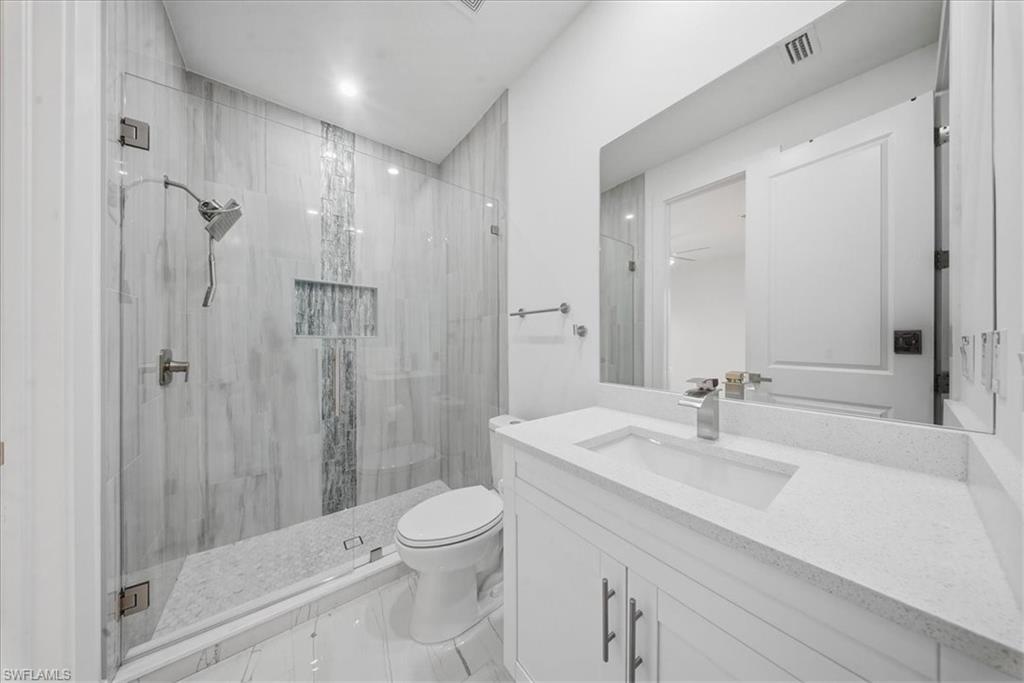 1124 35th Ln Property Photo 20