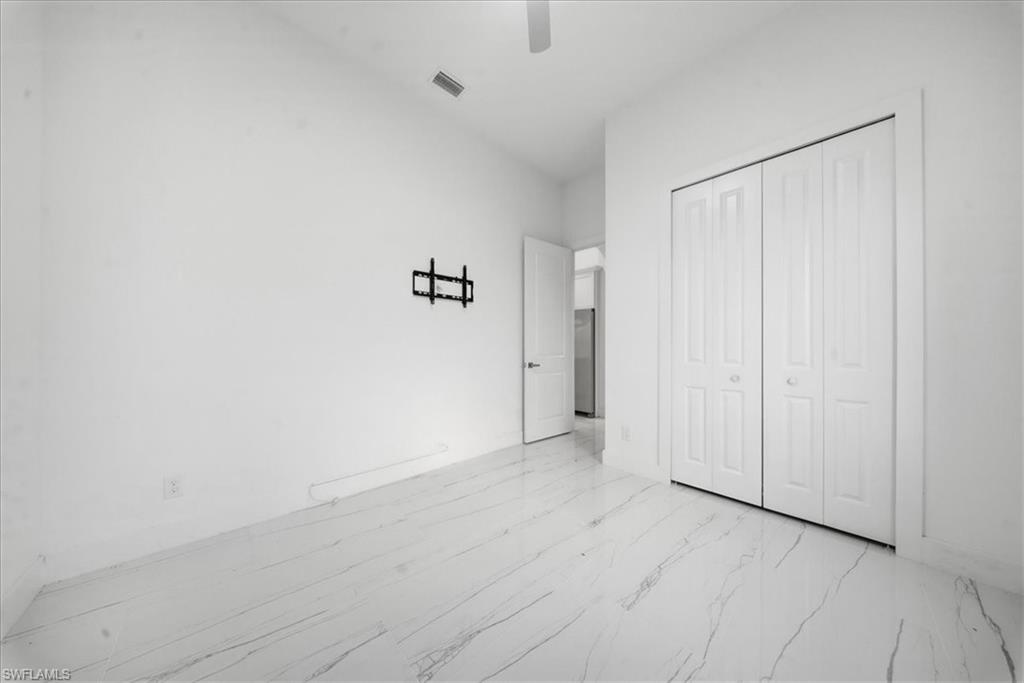 1124 35th Ln Property Photo 26
