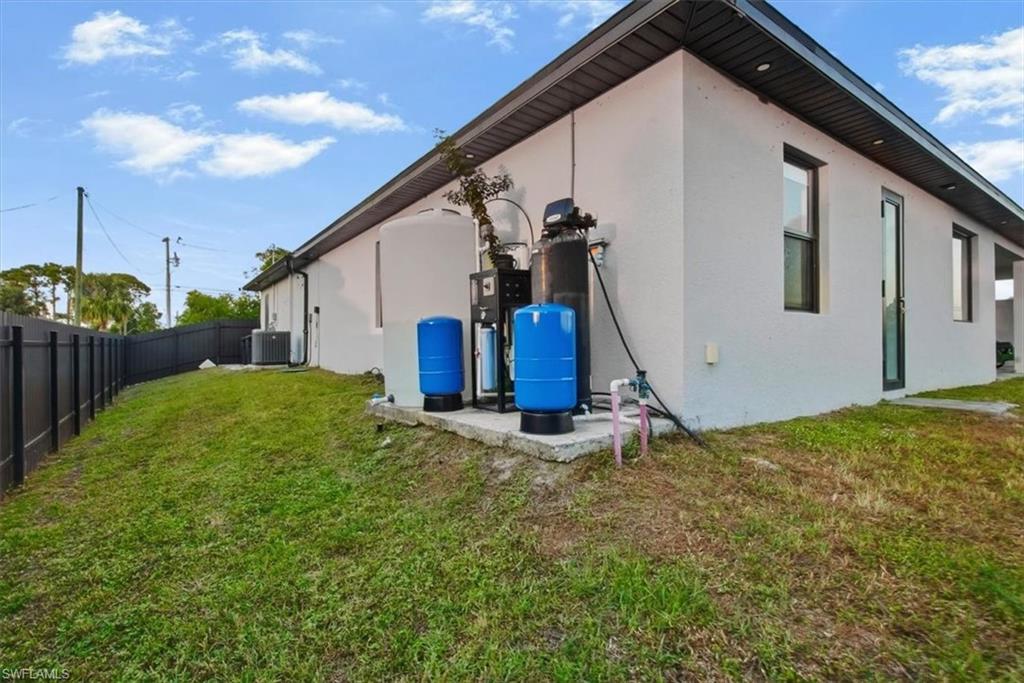 1124 35th Ln Property Photo 39