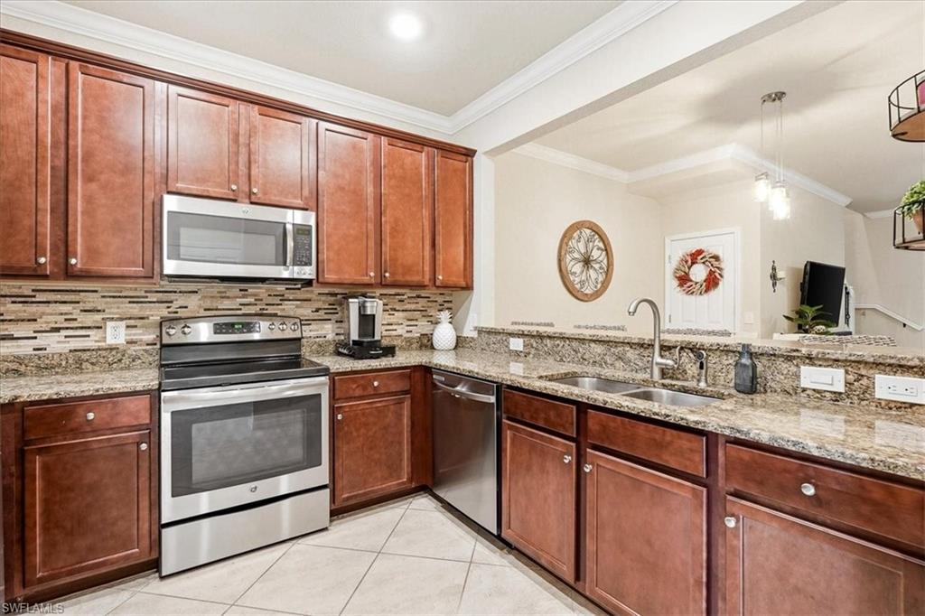 10034 Via Colomba Cir Property Photo 3