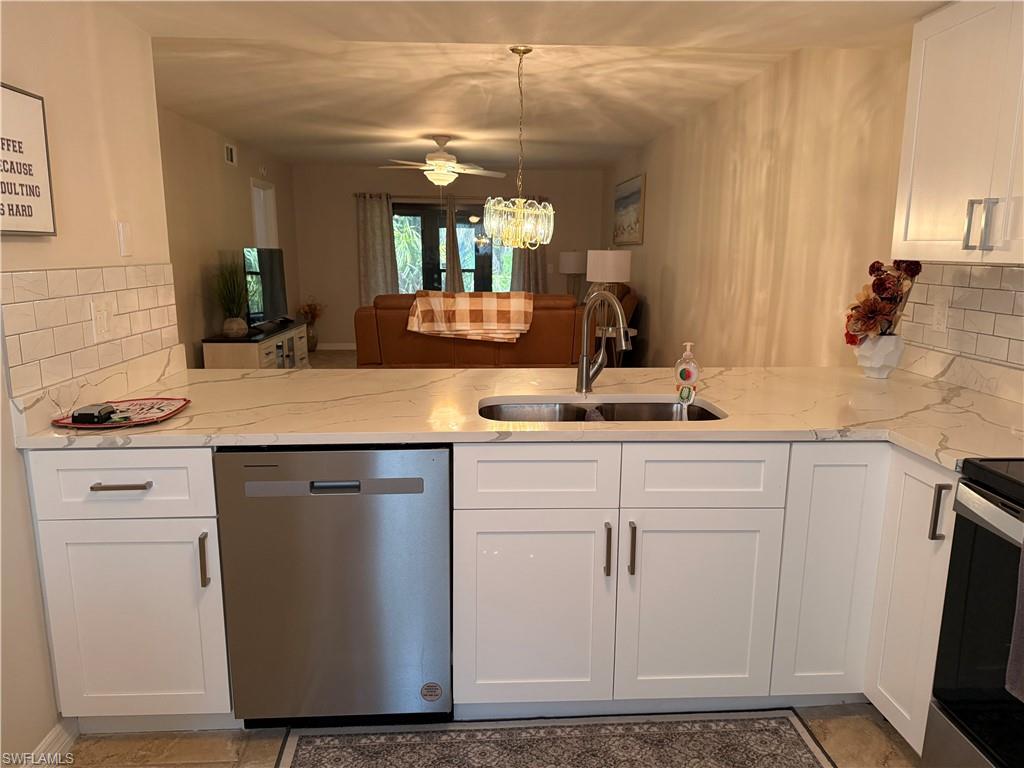 17454 Blueberry Hill Dr B Property Photo 2
