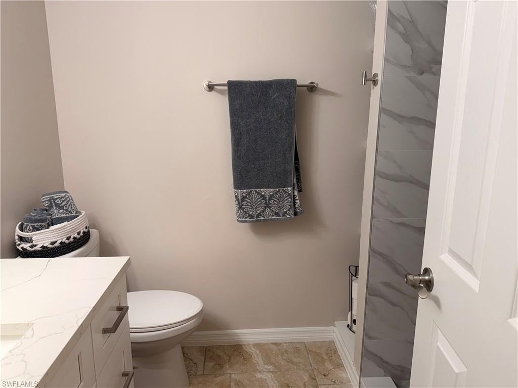 17454 Blueberry Hill Dr B Property Photo 14
