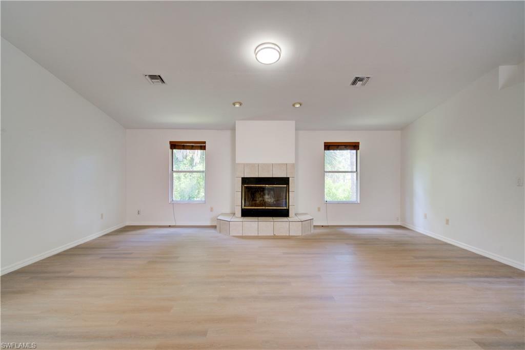 731 Jung Blvd E Property Photo 6