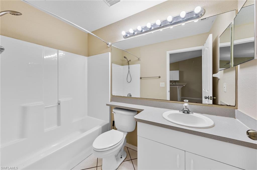 845 8th Ter Property Photo 7
