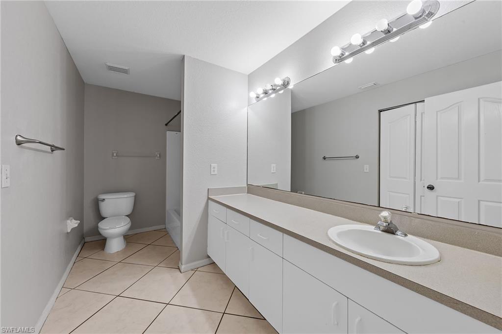 845 8th Ter Property Photo 19