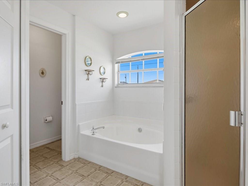 203 24th Ter Property Photo 16