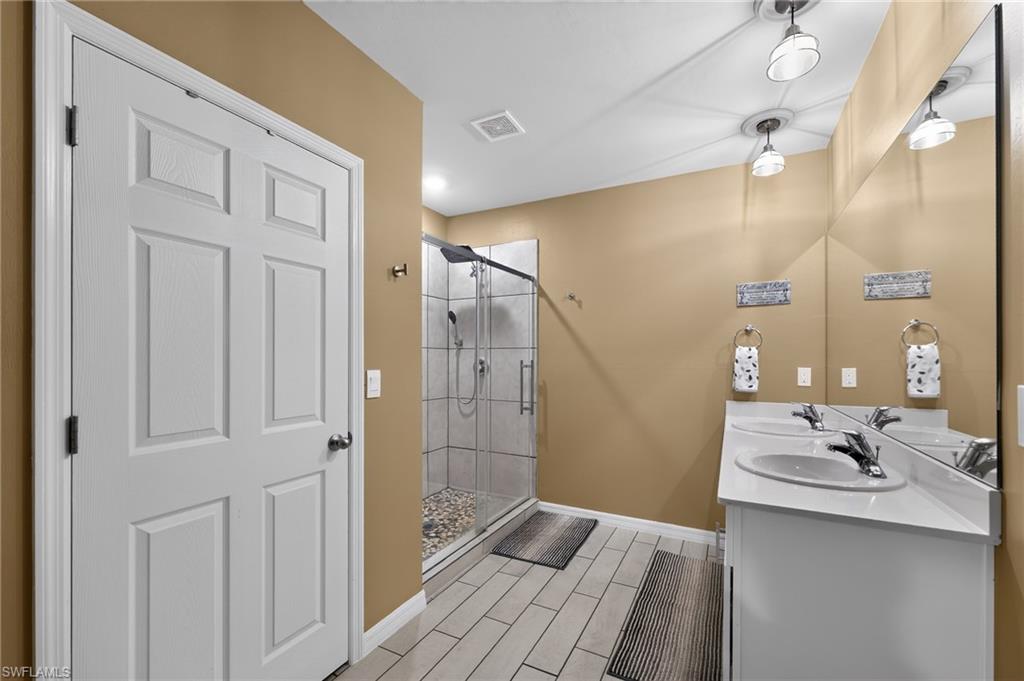 20404 Camino Torcido Loop Property Photo 24