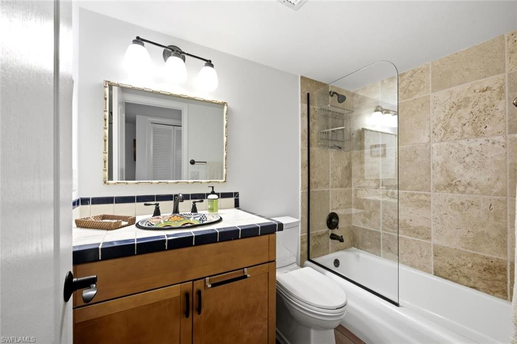 333 Harbour Dr 209 Property Photo 23