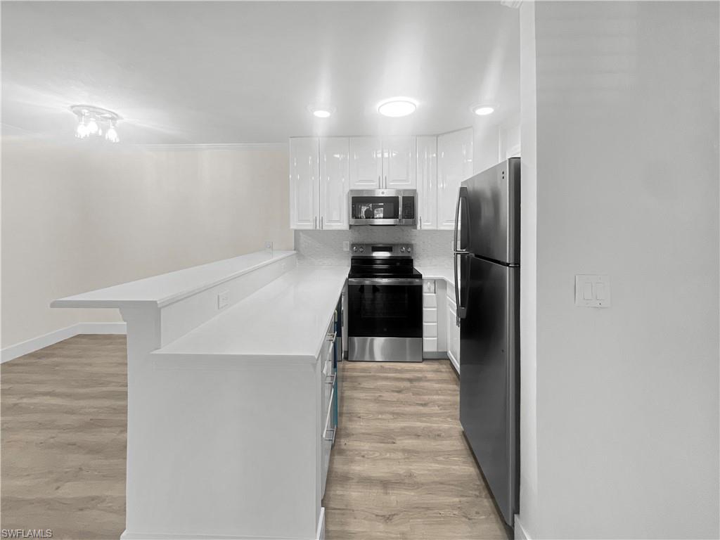 766 Central Ave 113 Property Photo 3