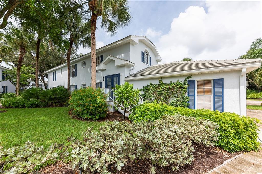 7050 Barrington CIR 201 Property Photo 1
