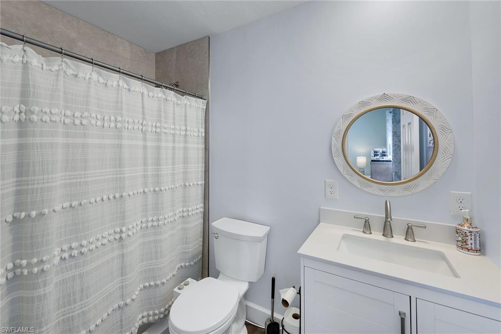 27051 Edgewood St Property Photo 15