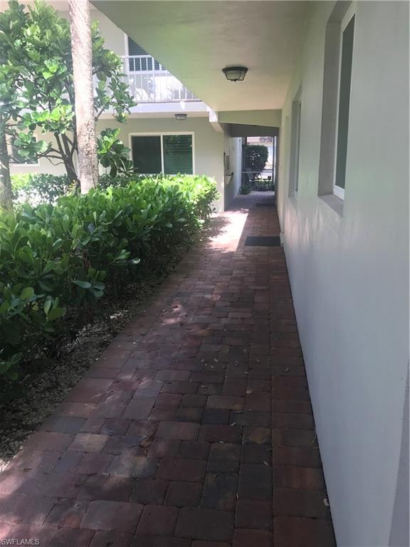 523 Broad Ave S 523 Property Photo 3