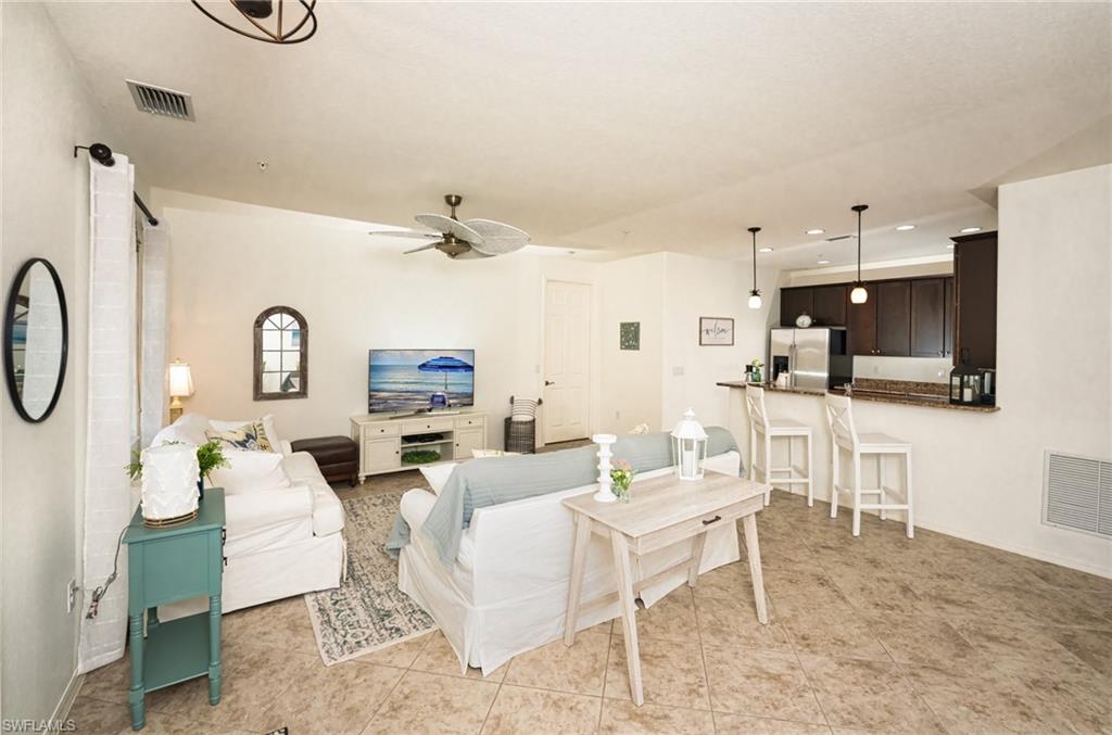 8986 Cambria Cir 2203 Property Photo 5