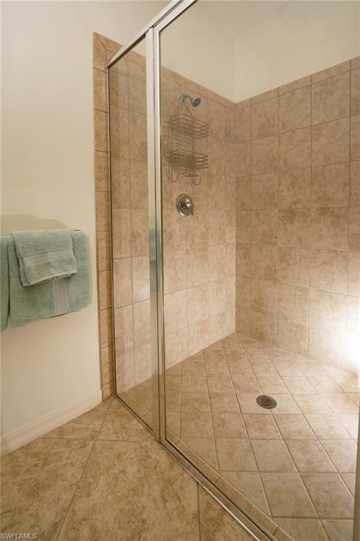 8986 Cambria Cir 2203 Property Photo 14
