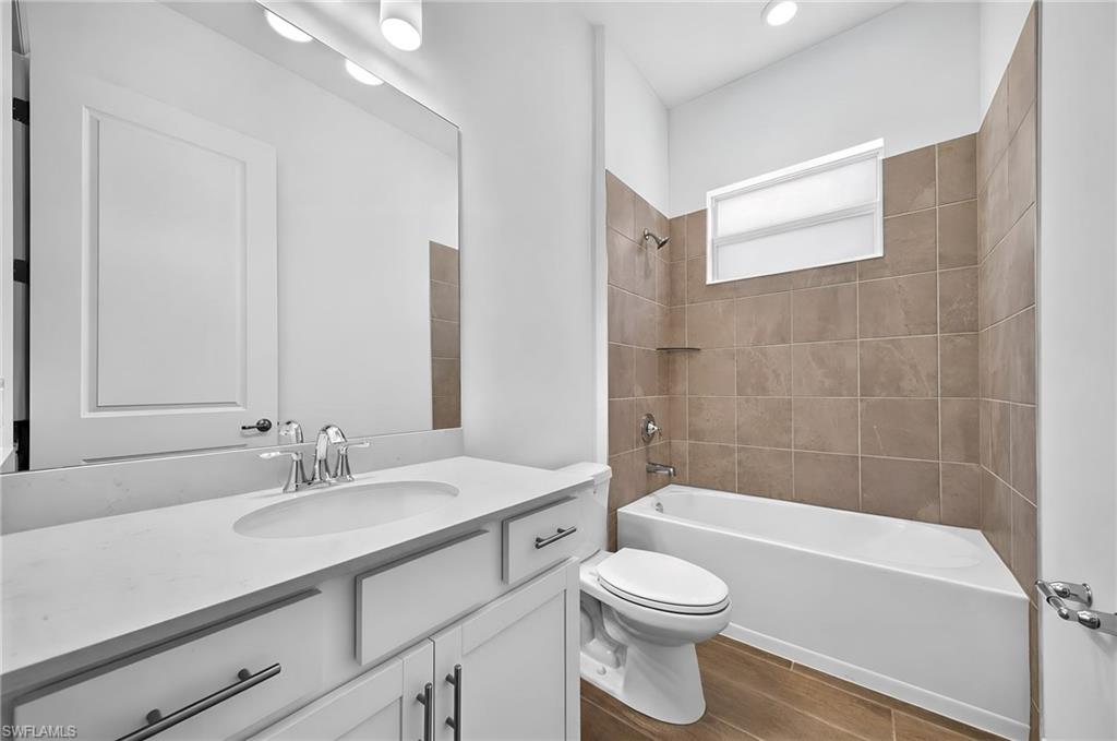 15720 Raveneli Ct Property Photo 21