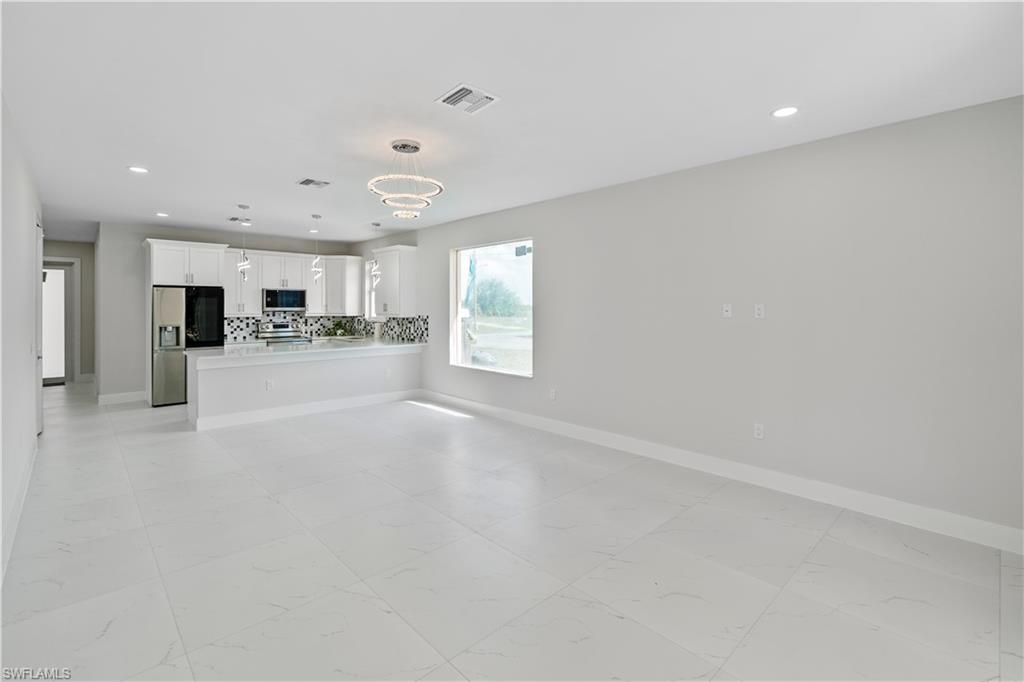 842 Naples Ave S Property Photo 35