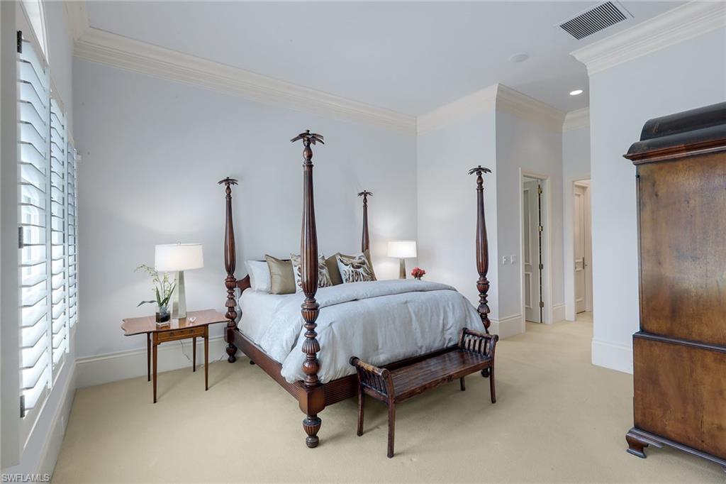 4650 Via Roma Property Photo 11