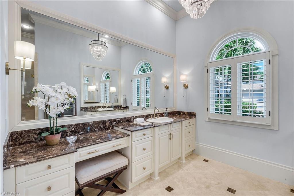 4650 Via Roma Property Photo 14