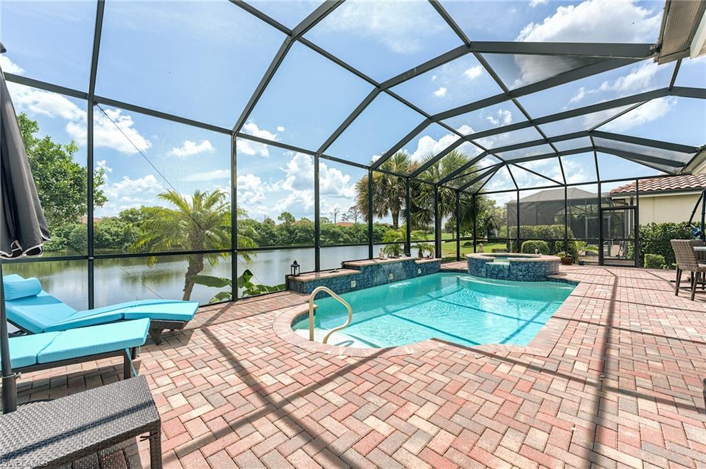 18631 Cypress Haven Dr Property Photo 8