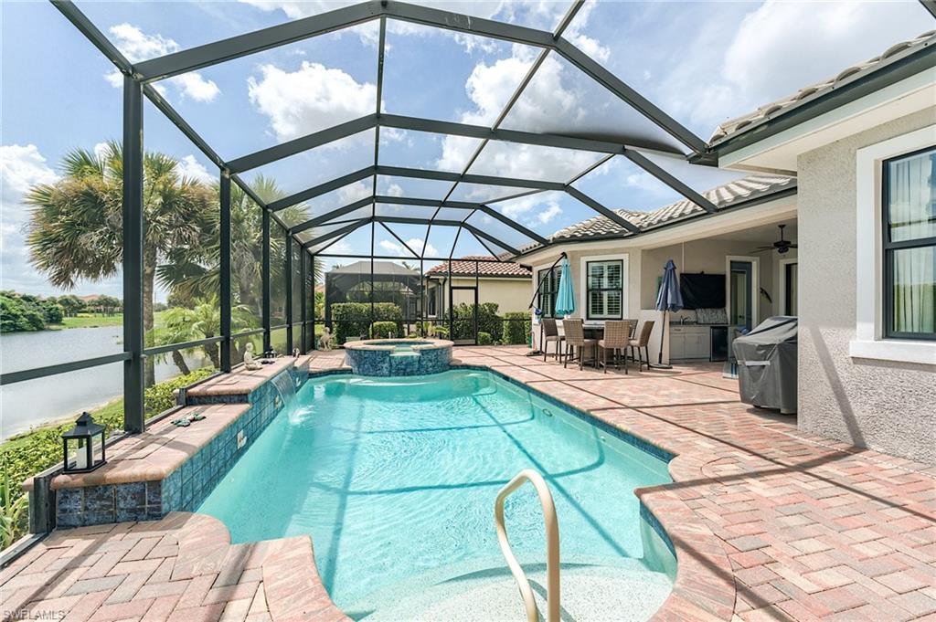 18631 Cypress Haven Dr Property Photo 9