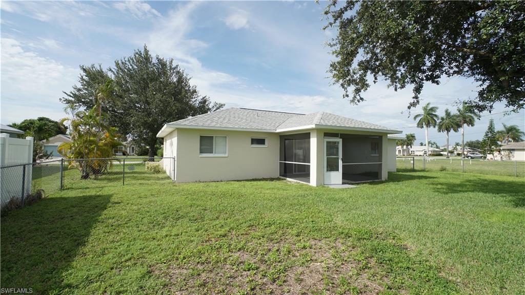 416 19th Ter Property Photo 12
