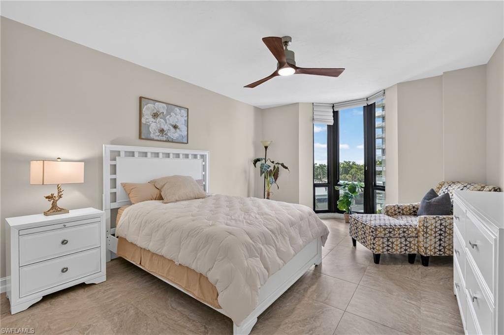 220 Collier Blvd 503 Property Photo 13
