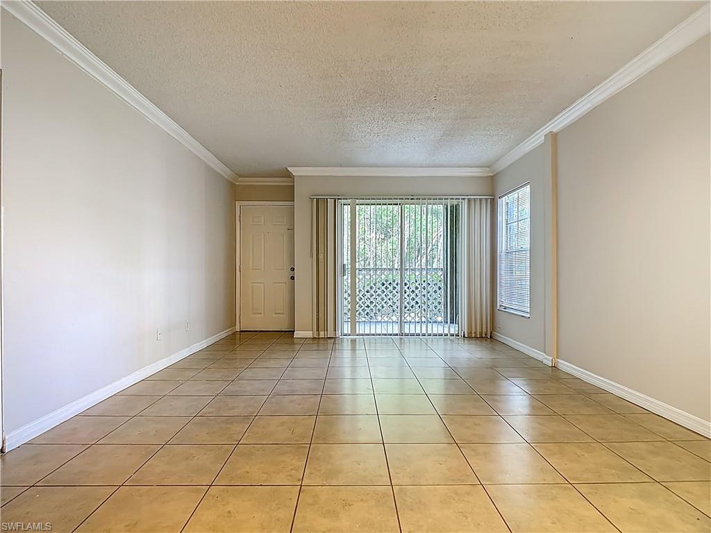 194 Santa Clara Dr 12 Property Photo 5