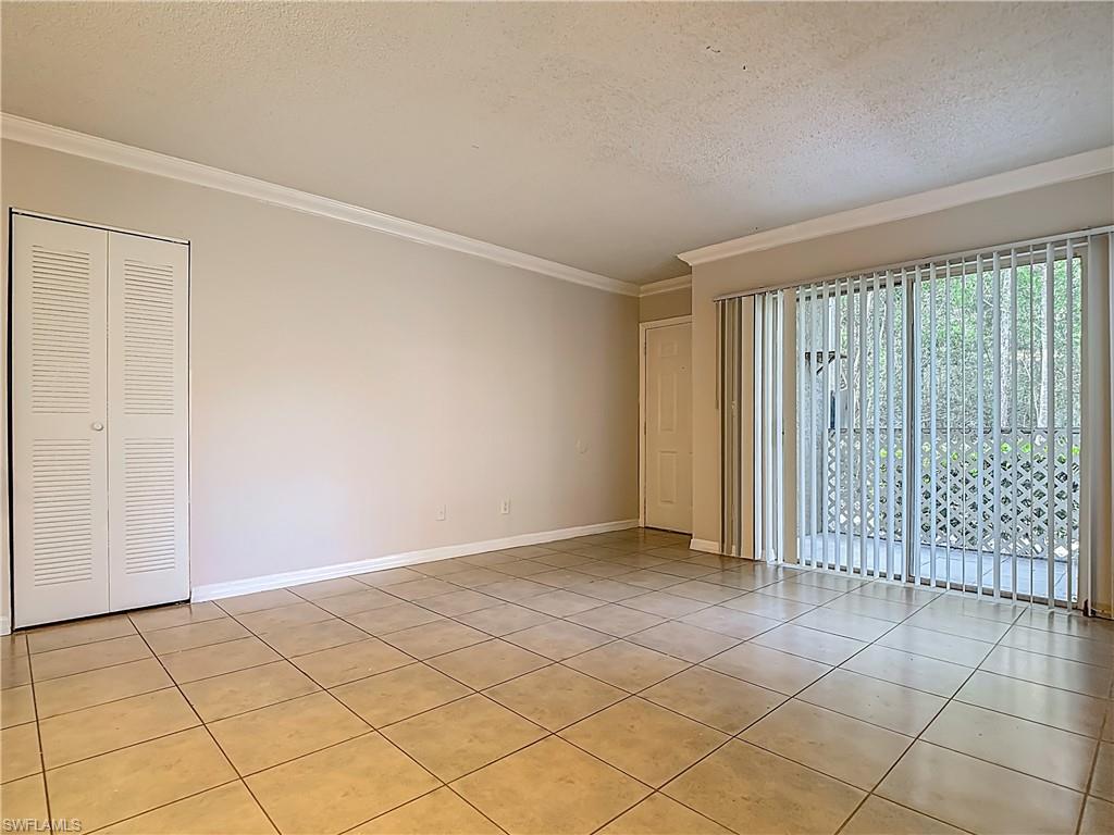 194 Santa Clara Dr 12 Property Photo 6