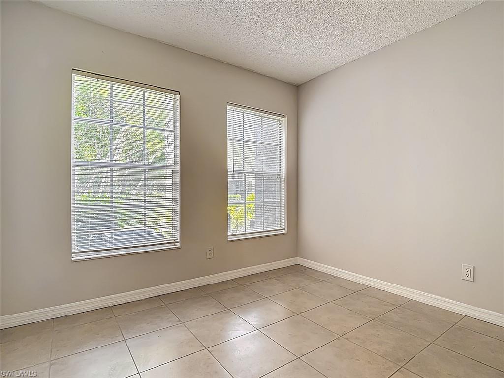194 Santa Clara Dr 12 Property Photo 20