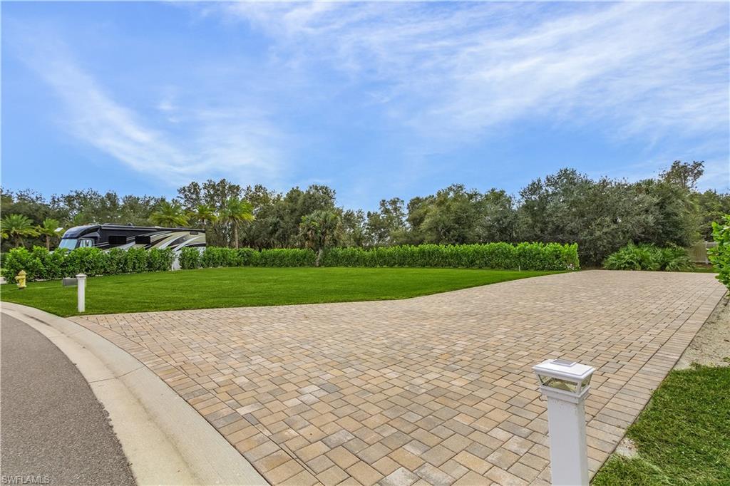 13424 Golden Palms Cir Property Photo 8