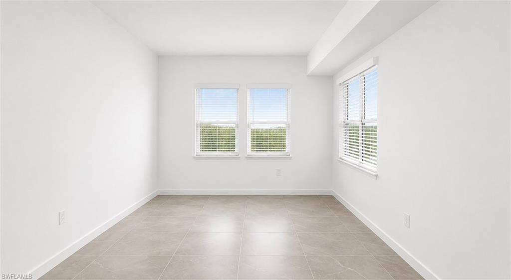 5651 Double Eagle Cir 4327 Property Photo 12