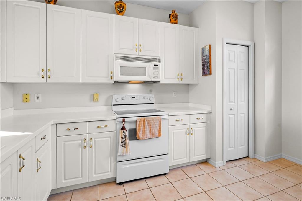 11227 Lakeland Cir Property Photo 11