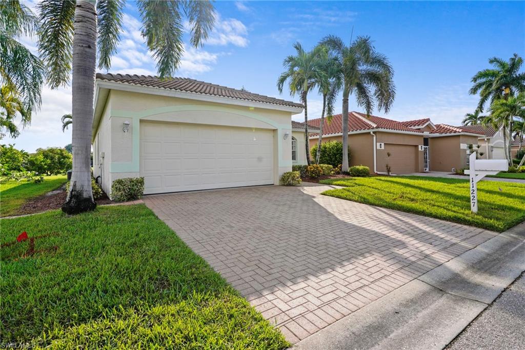 11227 Lakeland Cir Property Photo 39