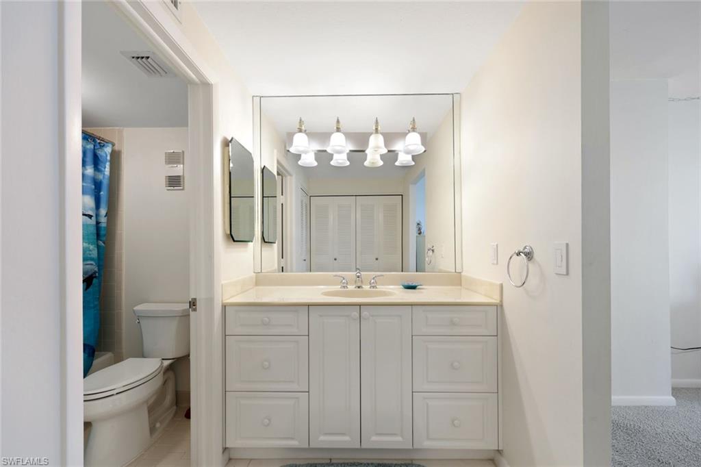 320 Seaview Ct 307 Property Photo 16