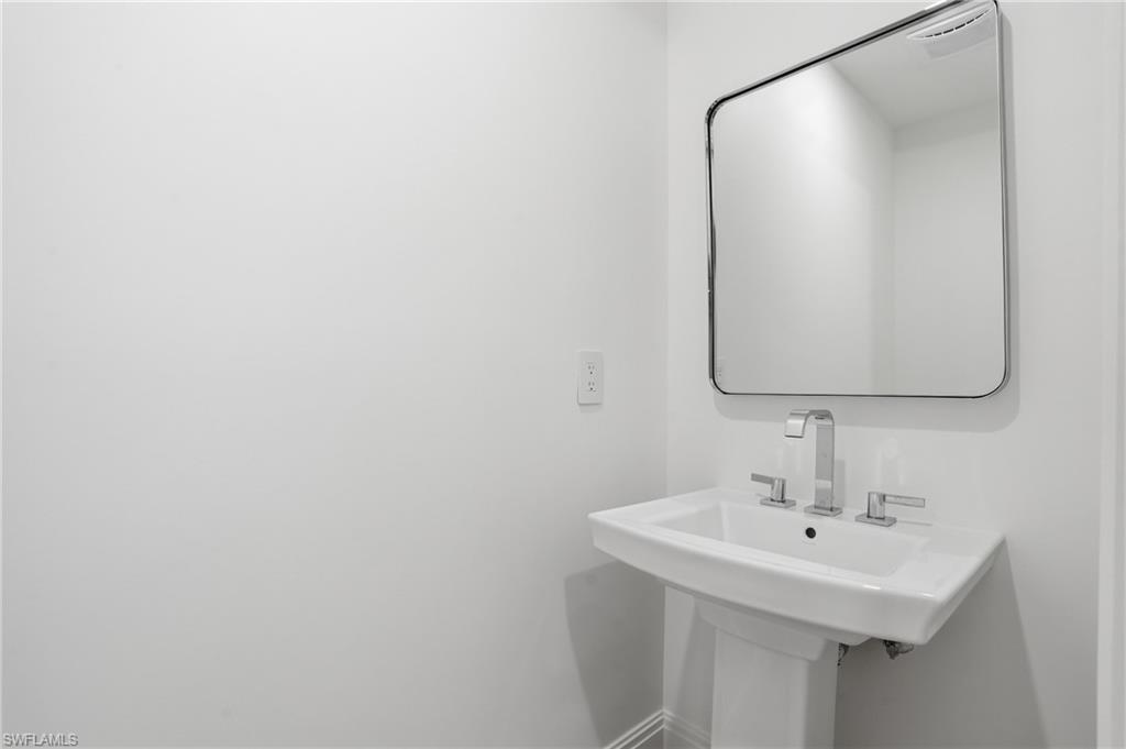 1130 3rd Ave S 109 Property Photo 31
