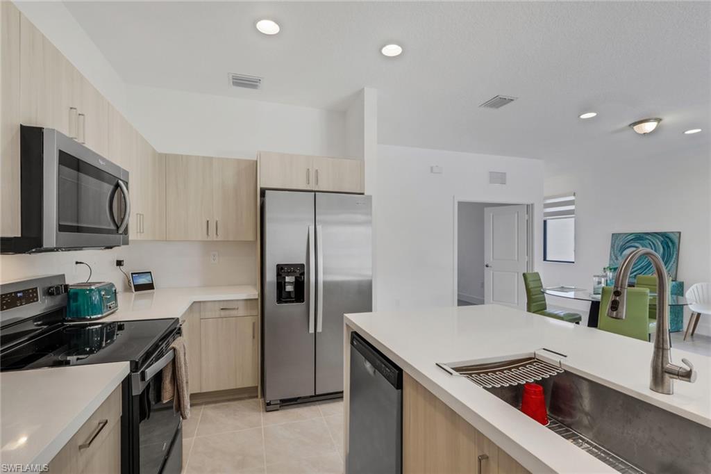 5116 Isidora Ln Property Photo 4