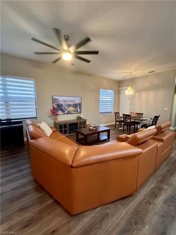 5357 Brin Way Property Photo 10