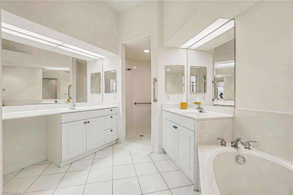 10274 Cape Roman Rd 102 Property Photo 35