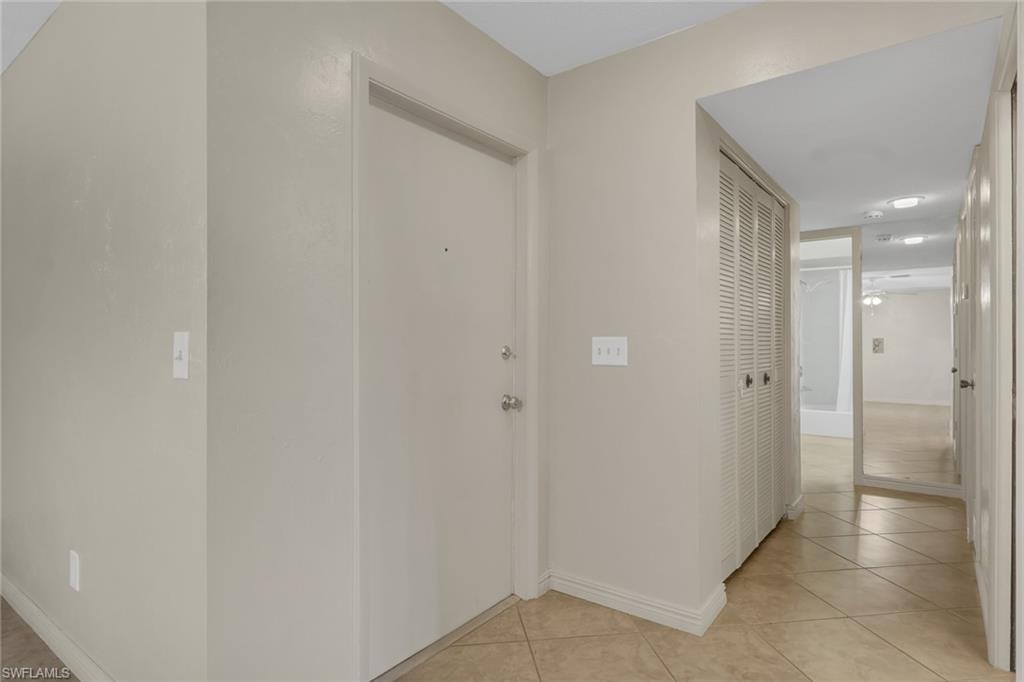 4133 Lakewood Blvd E27 Property Photo 8