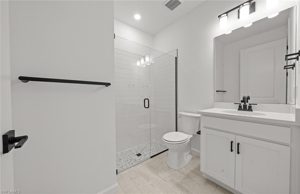 2094 Seville Ln Property Photo 10