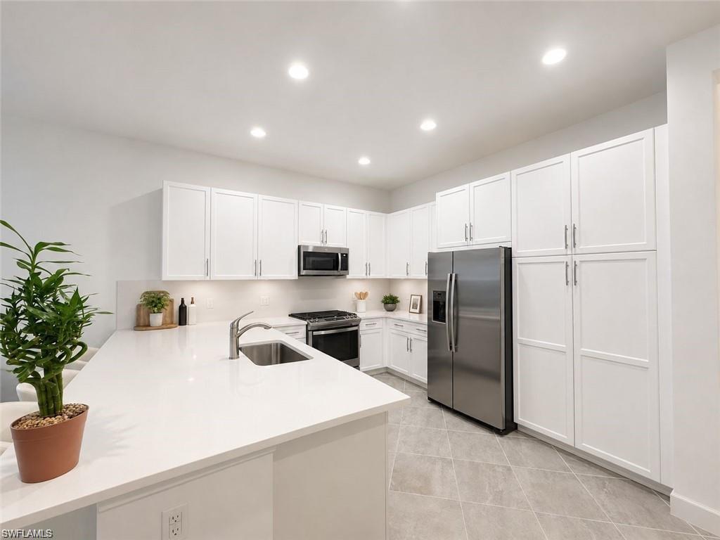 20202 Ainsley St Property Photo 6