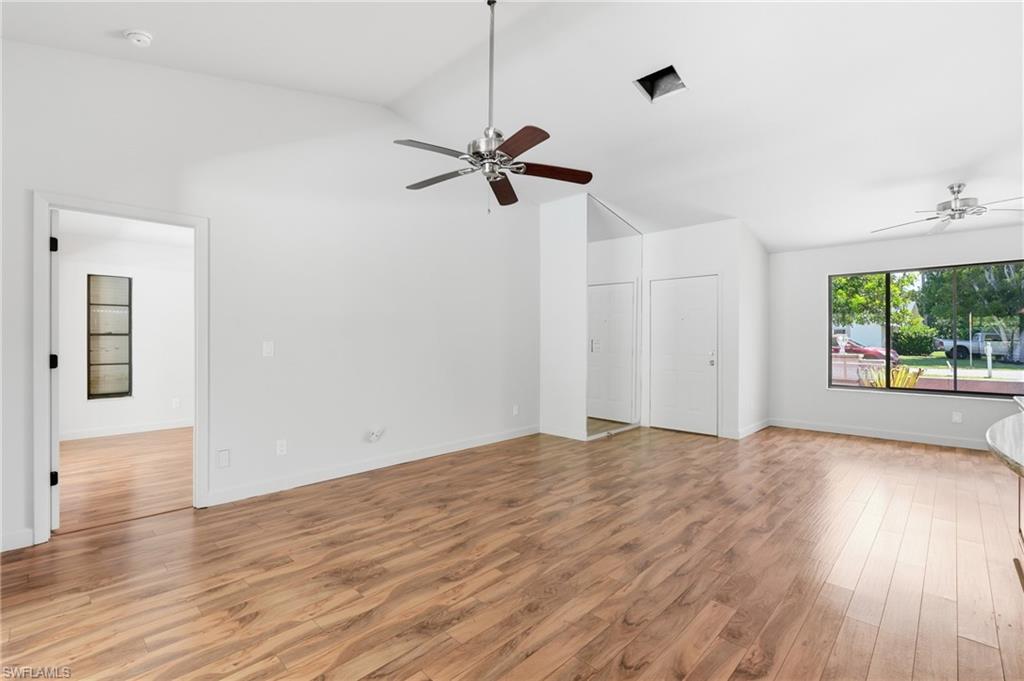 19028 Pine Run Ln Property Photo 2