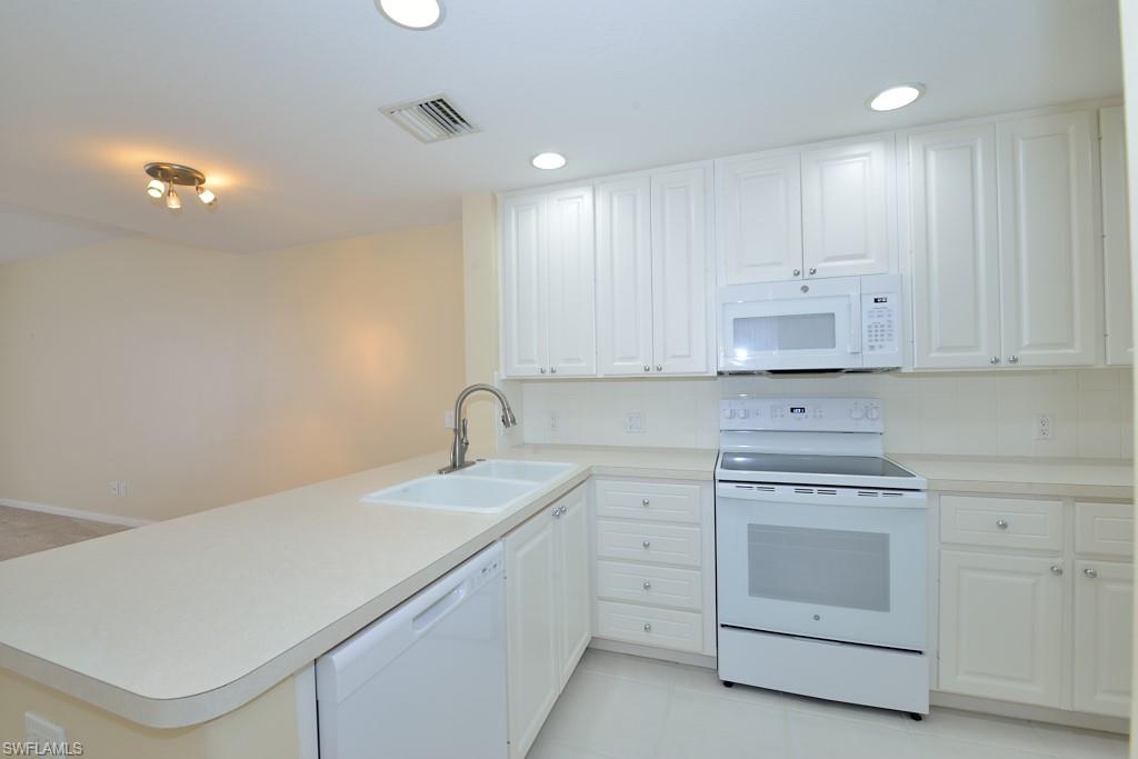 28725 Alessandria Cir Property Photo 6