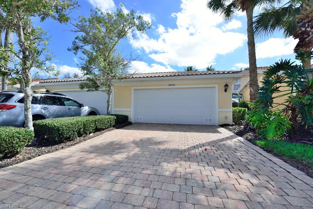 28725 Alessandria Cir Property Photo 17