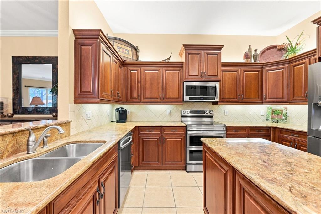 22205 Ponte Romano Ln Property Photo 4