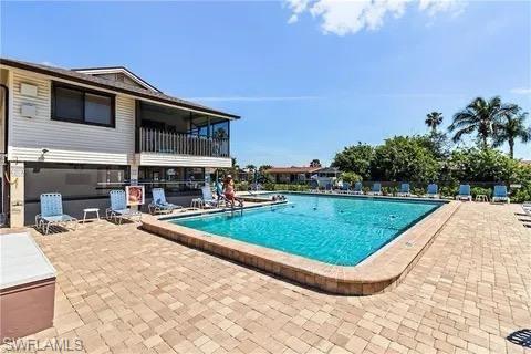 6655 Estero Blvd 114 Property Photo 5
