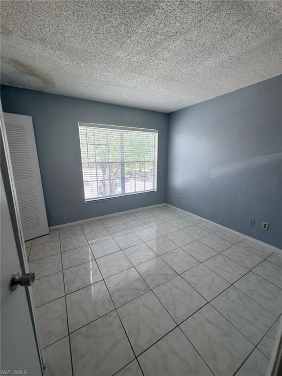 100 Santa Clara Dr 3 Property Photo 1