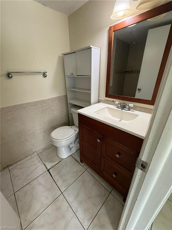 100 Santa Clara Dr 3 Property Photo 2