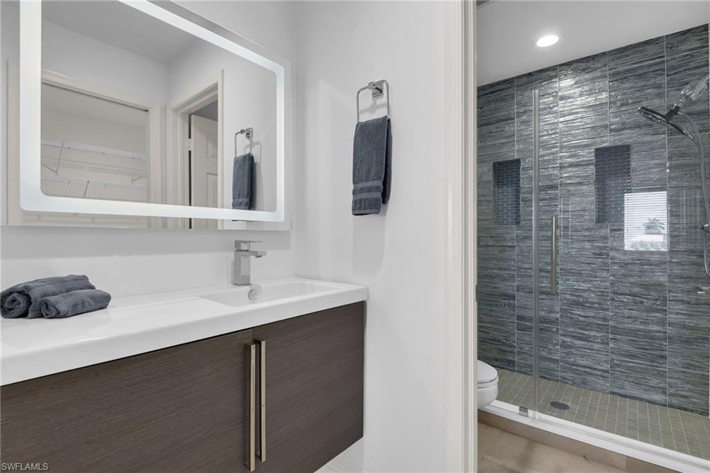 10684 Gulf Shore Dr B-302 Property Photo 17